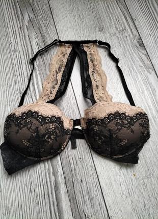 Бюстгальтер 
без нюансів 
ширина 60 см, тягнеться до 75 см
чашка на кісточках, м'яка без пуш апу