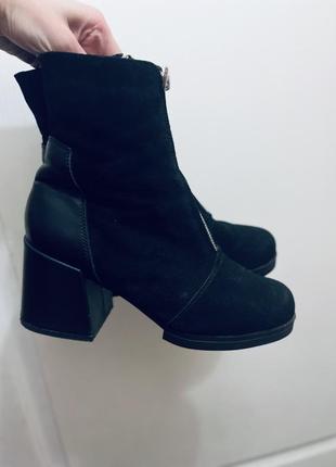 Жіночі замшеві зимові ботильйони черевики