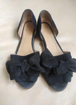 Замшевые открытые летние туфли босоножки