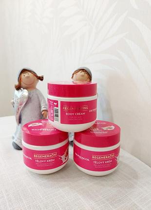 Регенеруючий крем для тіла dermacol body karite body cream
