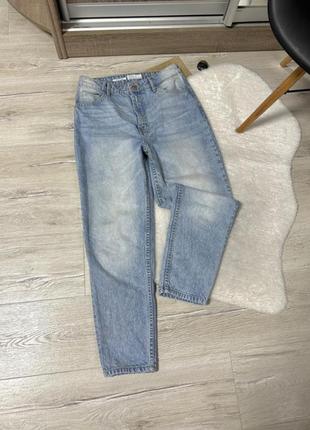 Мом джинсы от bershka