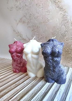 Свеча восковая женский торс