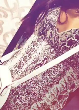 Платье женское размер м змеиный принт