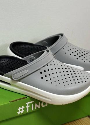 Crocs inmotion atmosphere grey крокси сірі жіночі крокси клоги сабо шльопанці темні