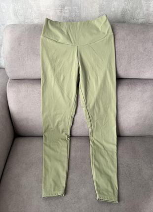 Спортивні легінси oysho