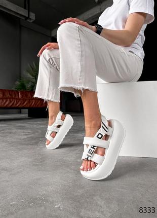 Босоніжки жіночі marian білі екошкіра 8333