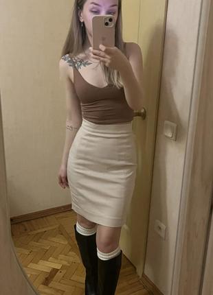 Спідниця молочна
