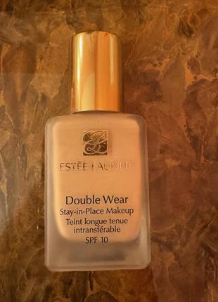 Тональный крем estee  lauder