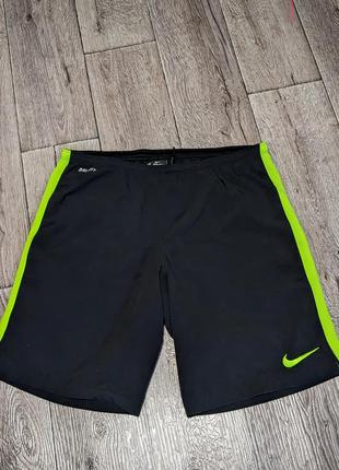 Тренувальні шорти nike dri-fit