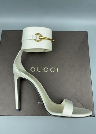 Босоножки гуччи gucci