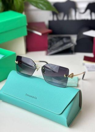 Очки солнцезащитные