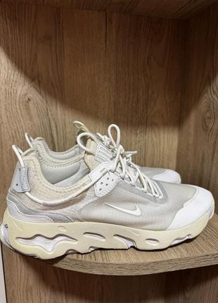 Кроссовки nike