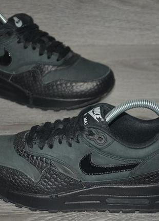 Продам кроссовки кожаные фрирма nike air max 1.