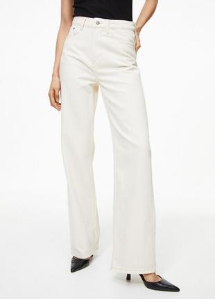 Белые джинсы прямого кроя h&m