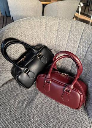 Стильна сумка багет, маленька сумка з екошкіри, жіноча сумка з короткими ручками