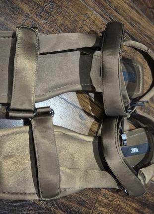 Босоніжки сандалі zara 41