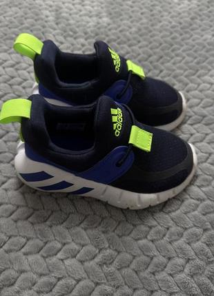Детские кроссовки adidas