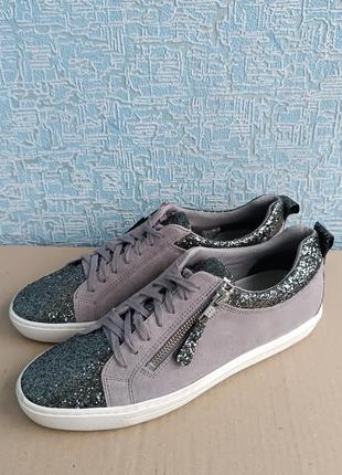 Шкіряні жіночі кросівки clarks оригінал