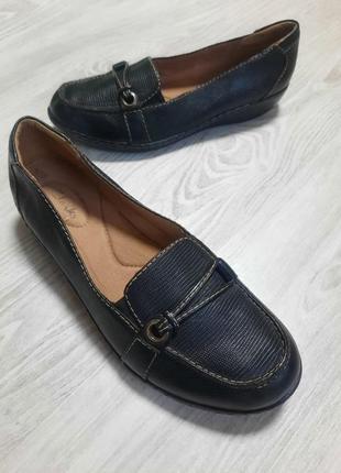 Кожаные туфли clarks на низком ходу лоферы