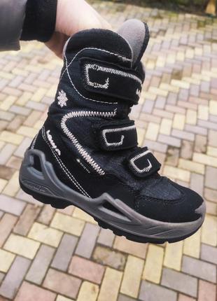 28 р ботинки lowa gore -tex.