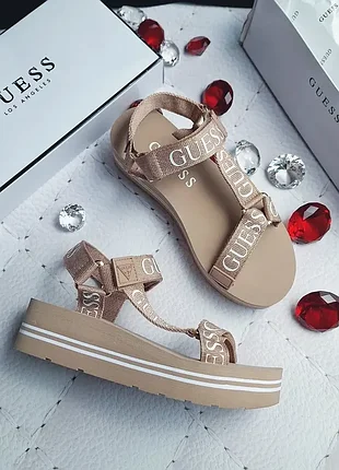 Guess оригінал бежево-золотисті сандалії босоніжки на платформі