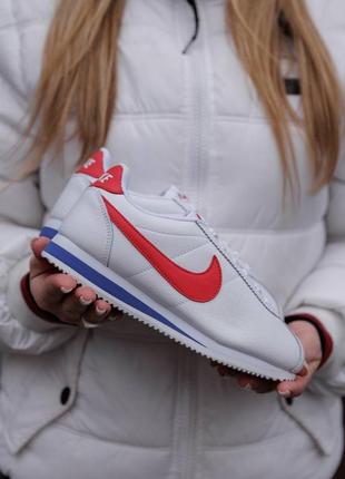 Женские кроссовки nike