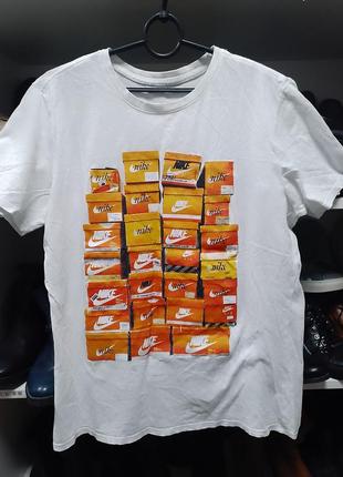 Фирменная футболка nike р.м