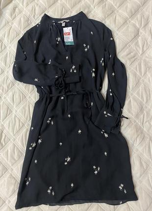 Нова сукня у квітковий принт від h&m