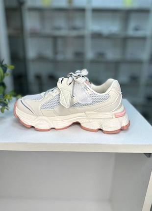 Кросівки дитячі 4