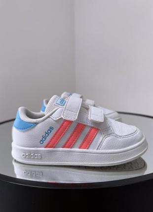 Чудові якісні кросівки adidas neo