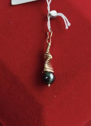 Золота підвіска з чорною перлиною 585 проби.