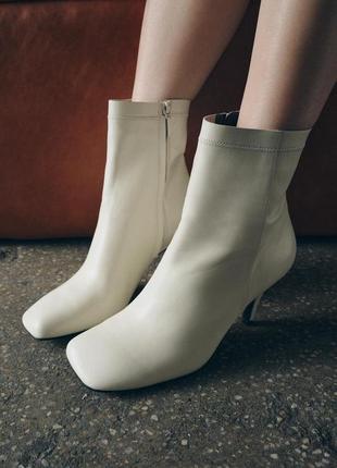 Кожаные ботинки белые женские zara new