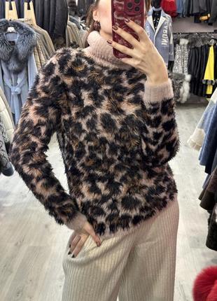 Светр з горлом травка/леопардовий принт
