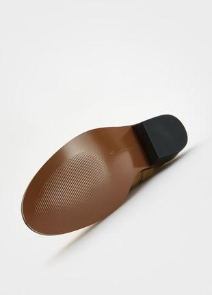 Замшеві казаки з шиттям reserved