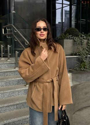 Пальто короткое с поясом шерсть карамель черный беж