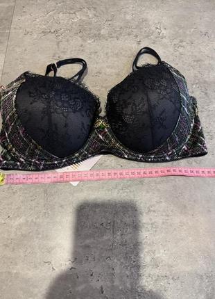 Бюстгалтер лиф 36dd 80f savage x fenty
