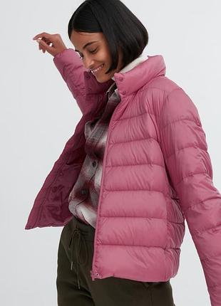 Ультра легкий пуховик uniqlo