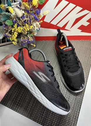 Оригінальні кросівки skechers