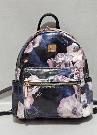 Красивий рюкзак liberty