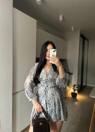 Платье zara, платье с змеиным принтом zara
