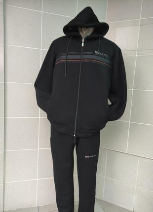 Костюм спортивный