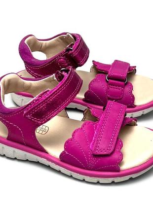 Детские кожаные сандалии clarks