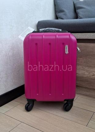 Чемодан пластиковый ручной кладь для лоукост/для детей