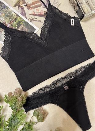 Бюстик топ трусики комплект victoria’s secret оригинал