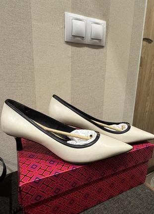 Туфлі tory burch