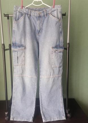 Джинси  широкі. 42 eur
