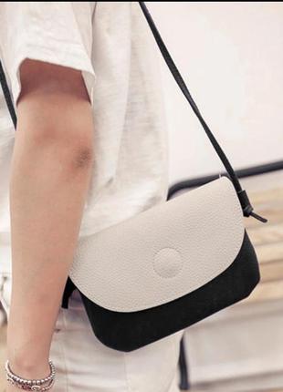 Стильная маленькая сумочка на плече, новая