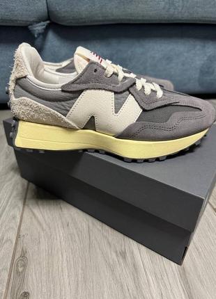 Кросівки new balance 327 grey оригінал нові