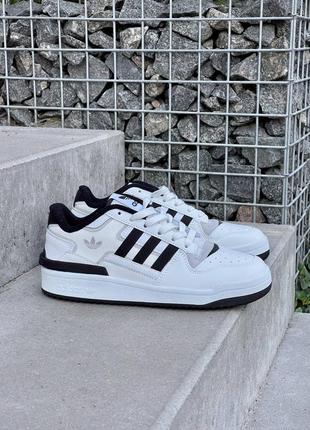 Жіночі кросівки nmd xr1 white camo on feet shoes for women images