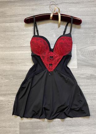 Ночная рубашка женская с кружевом с чашками мини пеньюар